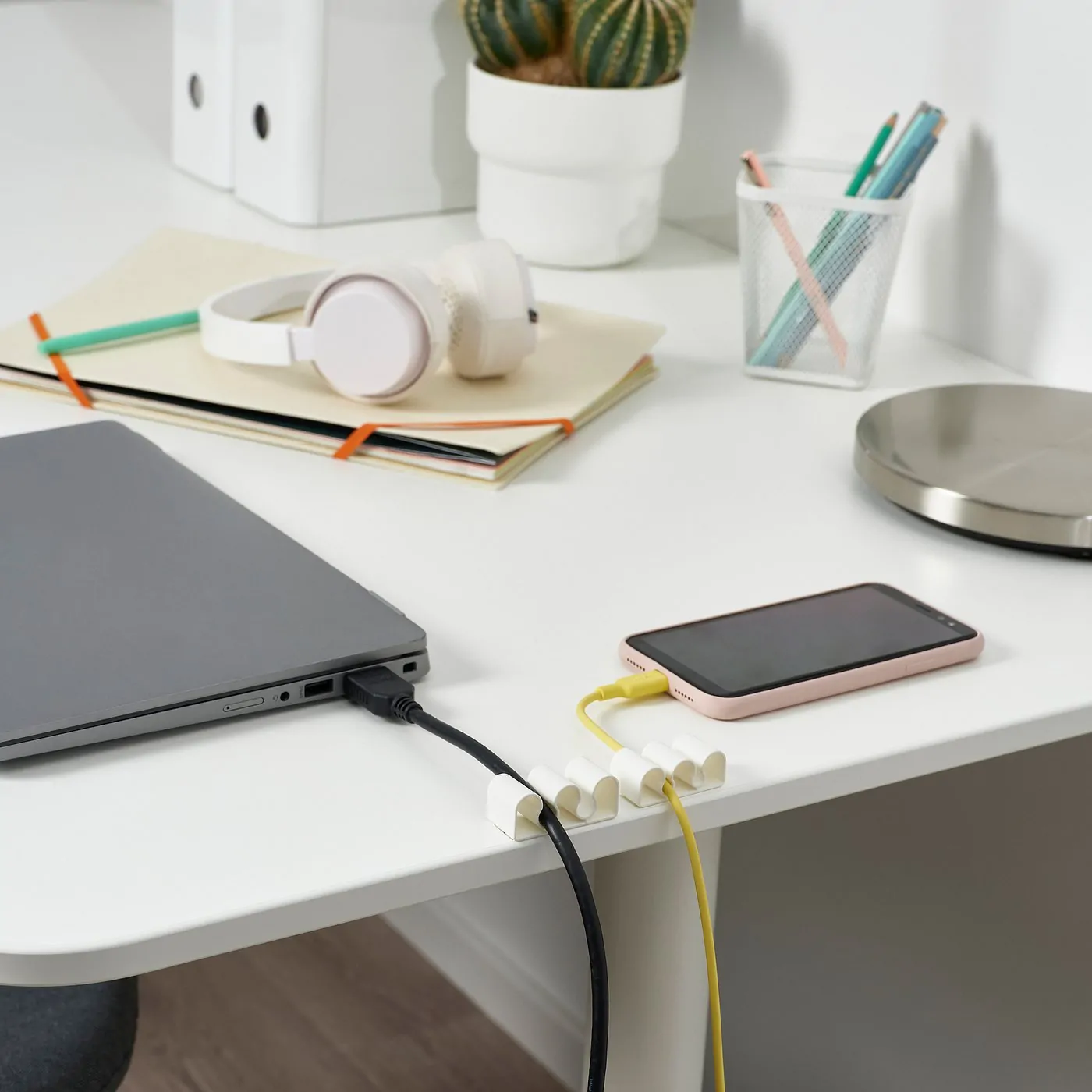 نگهدارنده کابل سفید ایکیا مدل KALKSTUFF