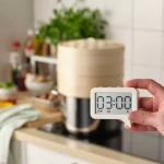 ساعت دیجیتال مگنتی ایکیا مدل LJUNGPIPARE
